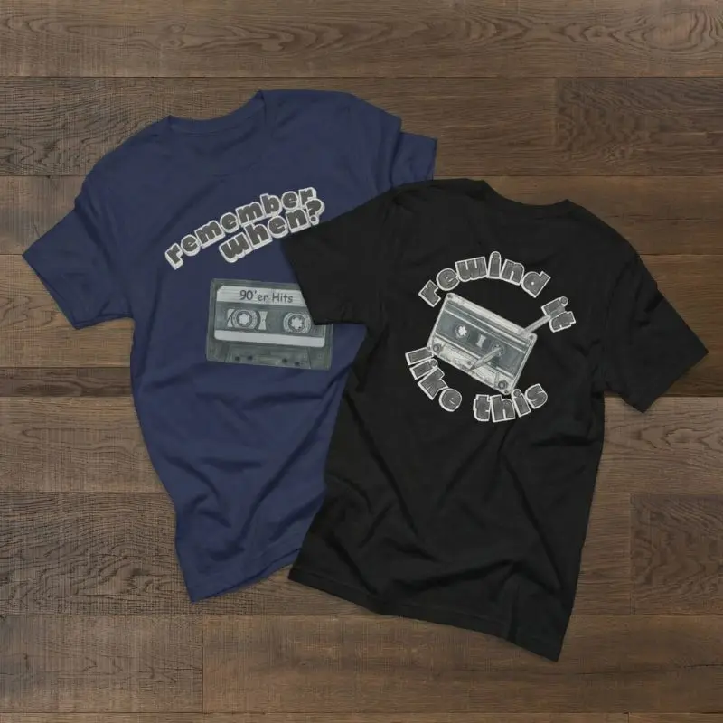 Mix Tape Unisex T-Shirt på gulvet