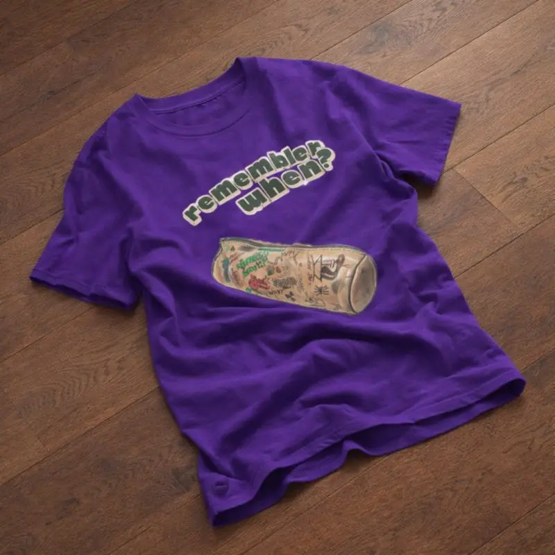 Penalhuset Tshirt Kvinder på gulvet