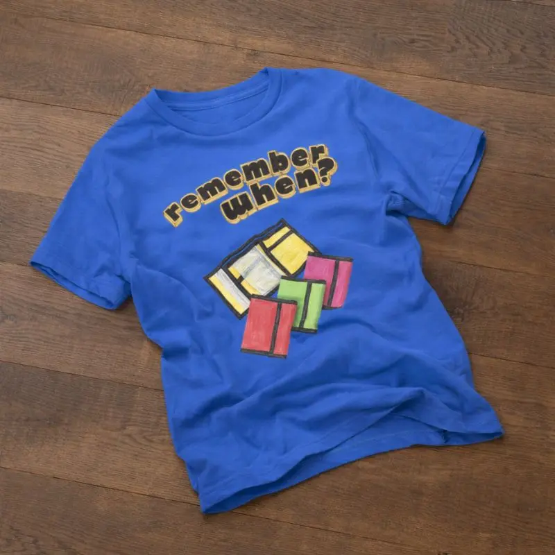 Velcro Wallet Tshirt Kvinder på gulvet